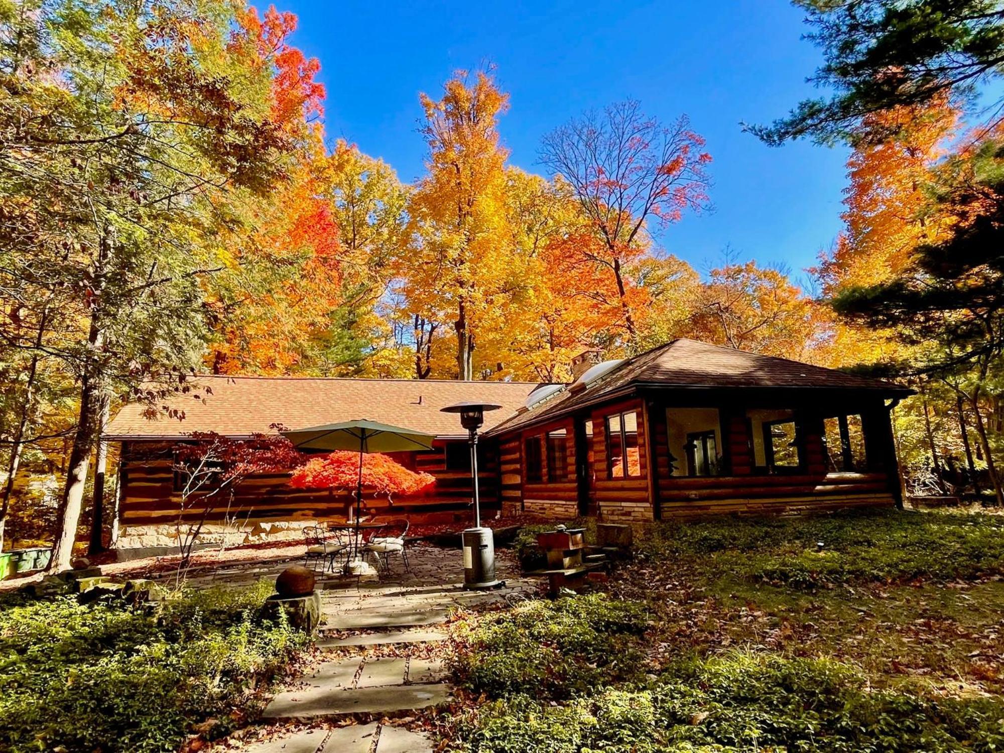 Hébergement de vacances Log - Natures Oasis - Fire Pit & Gazebo Cleveland